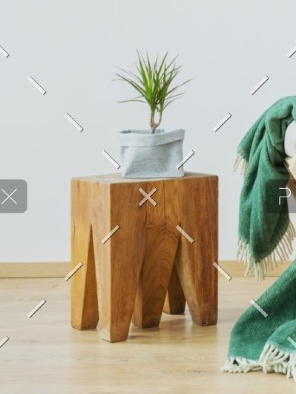 demo-attachment-139-green-accents-in-the-interior-PAR9K65